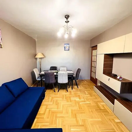 דירה Royal Luxury Flat With 2 Bdr & 2 Balconies בוקרשט