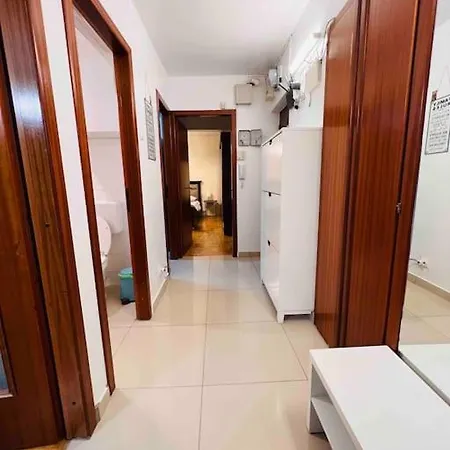 아파트 Royal Luxury Flat With 2 Bdr & 2 Balconies 부쿠레슈티