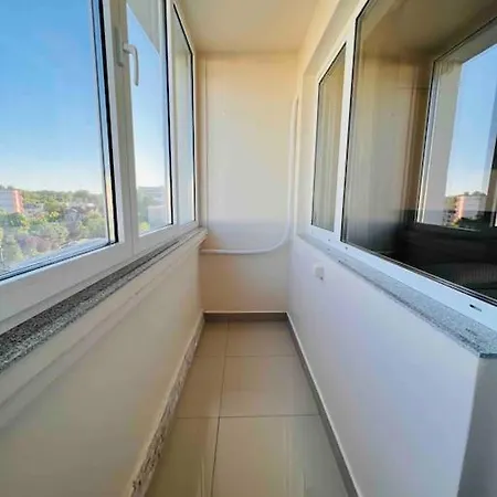 Central Royal Luxury Flat With 2 Bdr & 2 Balconies Apartment Bucharest