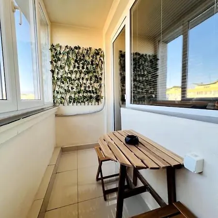 Central Royal Luxury Flat With 2 Bdr & 2 Balconies